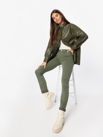 Regular Pantalon 'Alexa' FREEMAN T. PORTER en vert