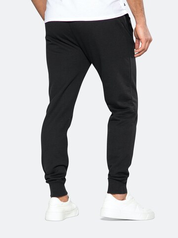 Effilé Pantalon 'Obie' Threadbare en noir