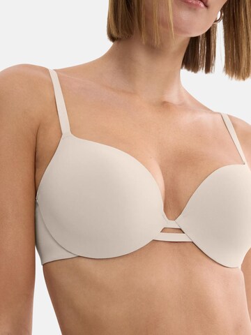 TRIUMPH Σουτιέν για T-Shirt Σουτιέν 'Make-Up Illusion' σε μπεζ