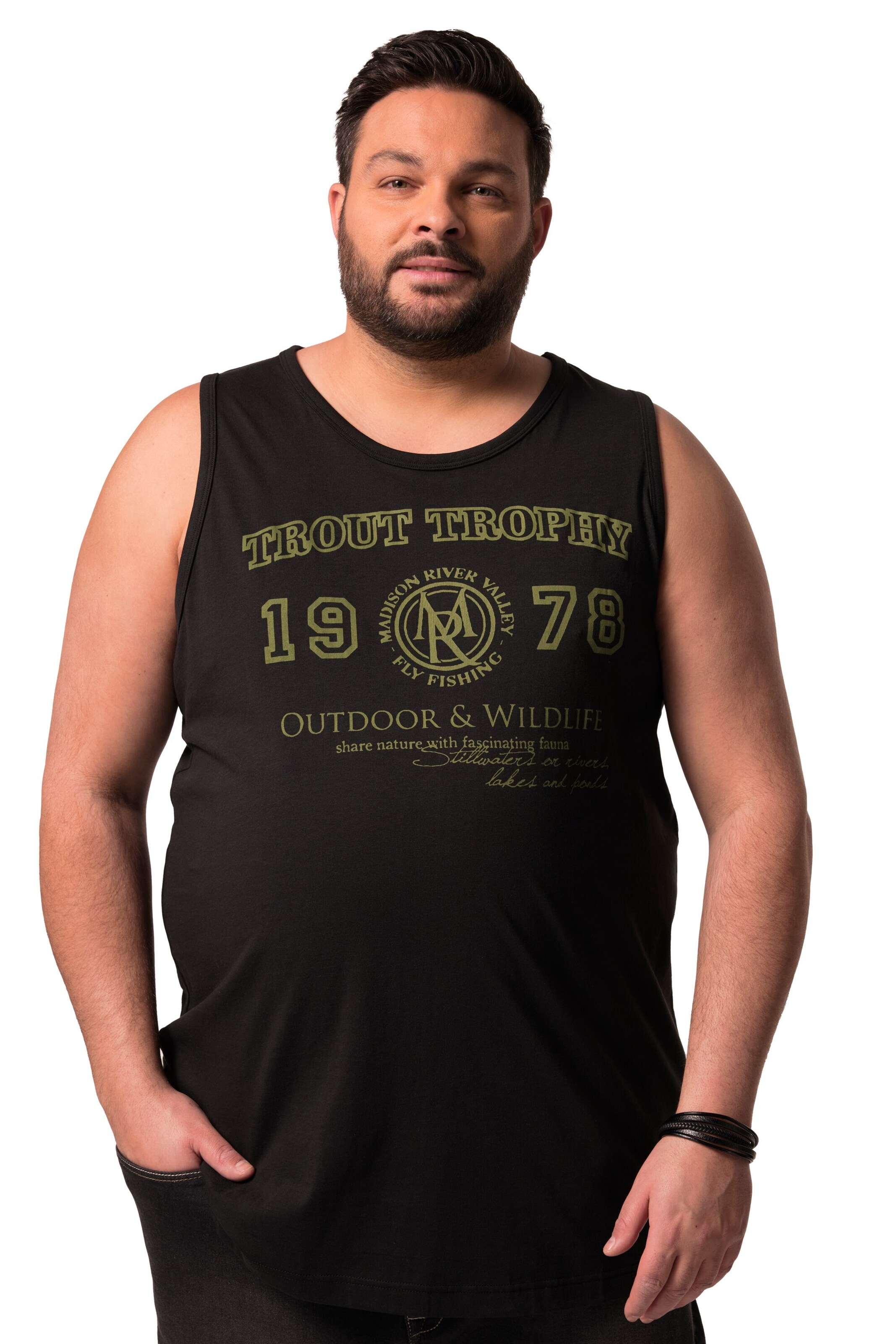 Men Plus Shirt in Black: front