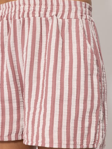 SASSYCLASSY Regular Pants in Pink