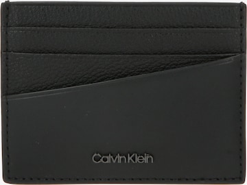 melns Calvin Klein Karšu maks: no priekšpuses