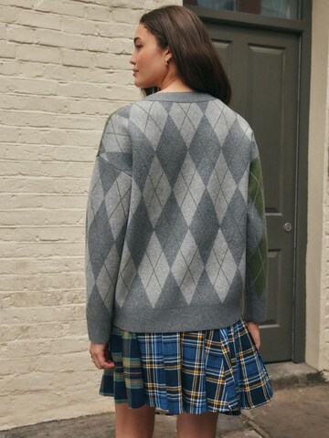 Cardigan Next en gris