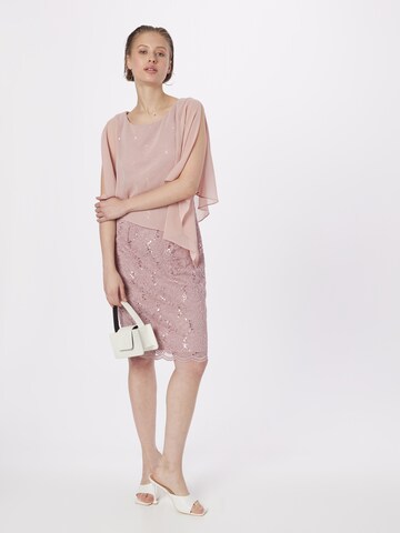 Robe de cocktail SWING en rose