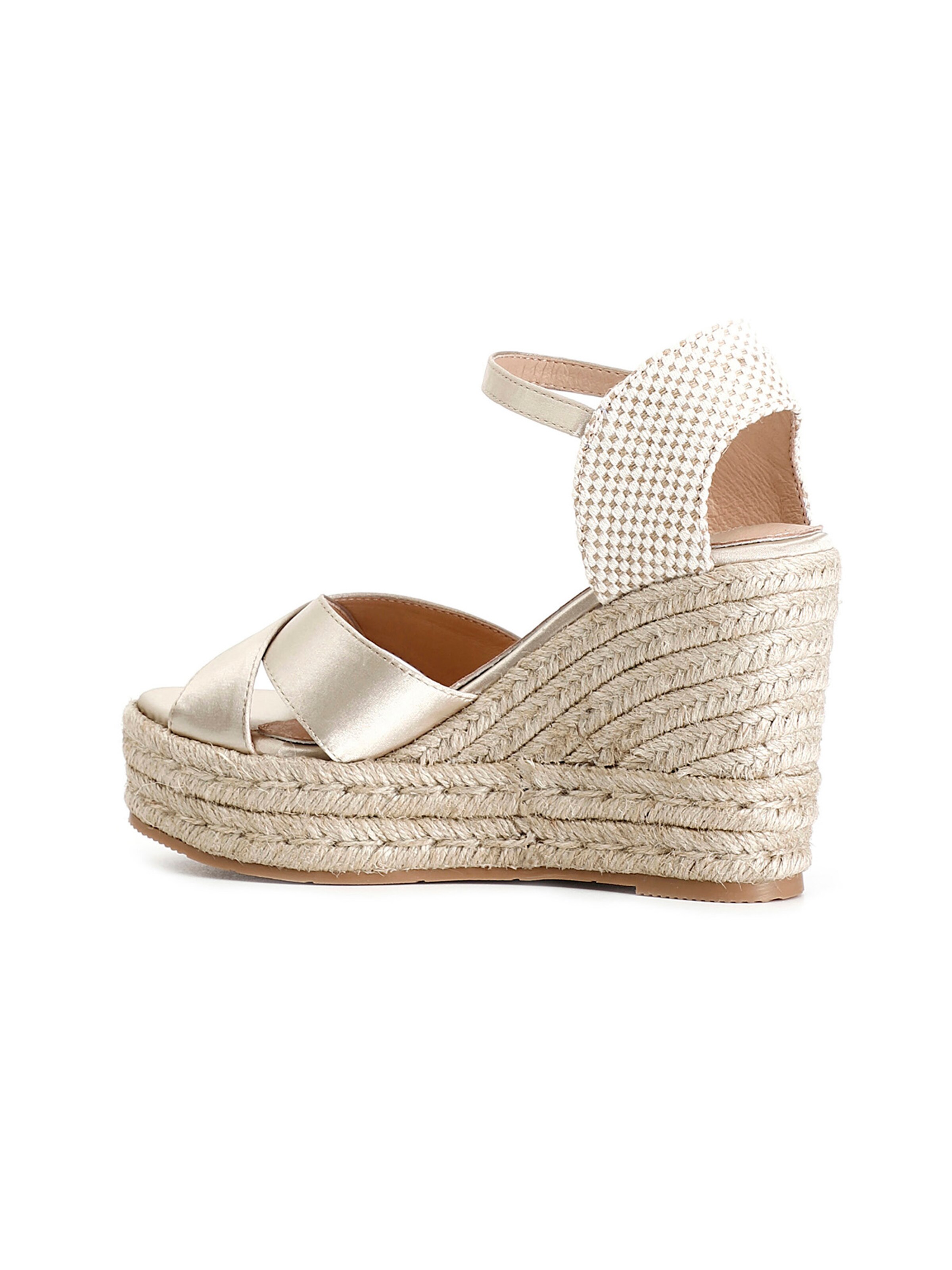 Sandalo di CAFè NOIR in beige