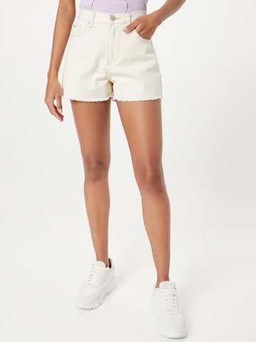 GLAMOROUS Regular Shorts in Beige: predná strana