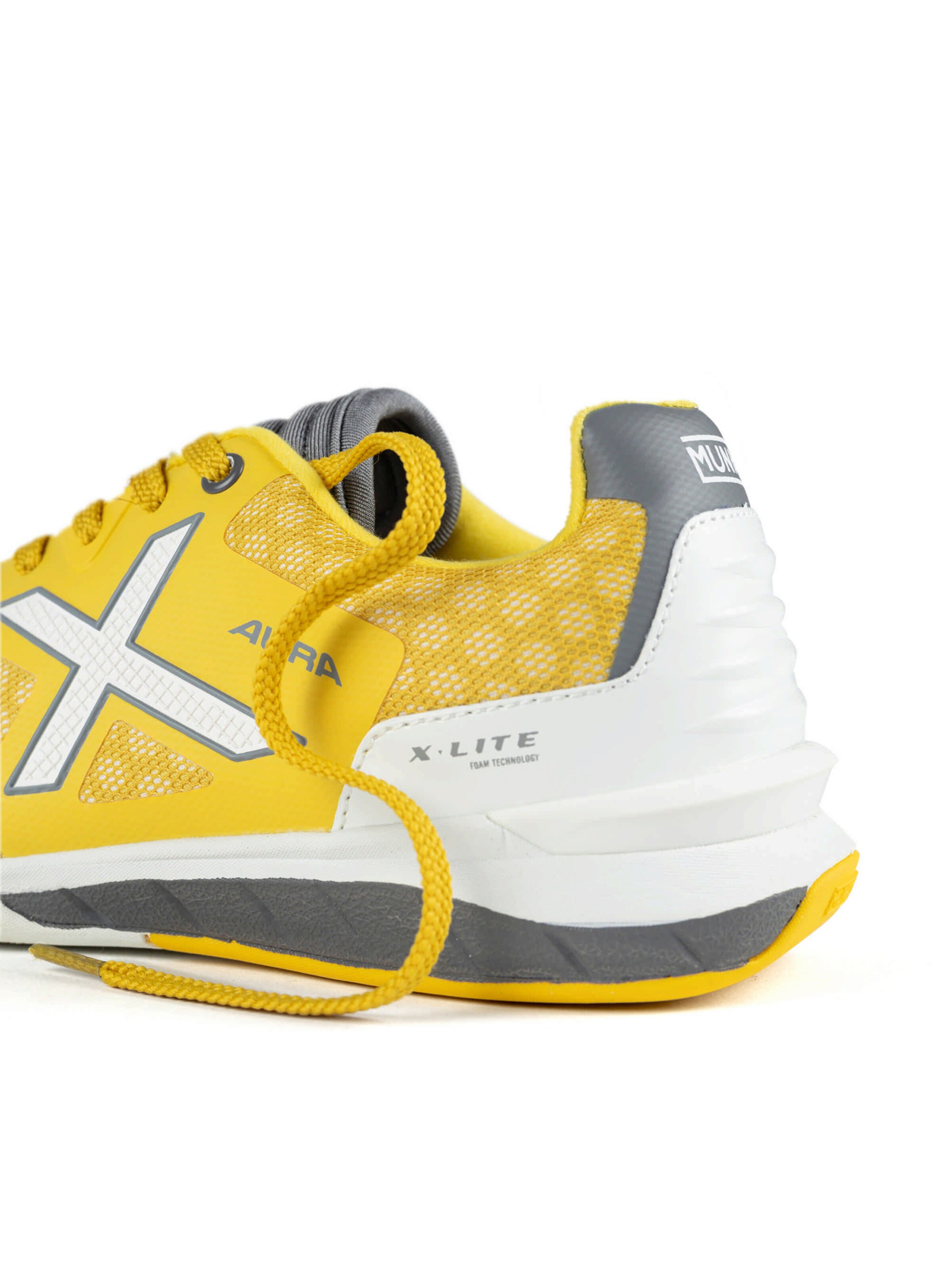 MUNICH Sneakersy niskie 'AURA' w kolorze żółty