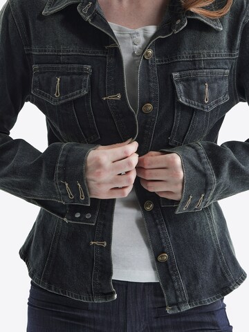 TorWeit Between-Season Jacket 'Fitted Denim Jacket' in Blue