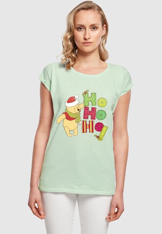 T-shirt 'Winnie The Pooh - Ho Ho Ho Scarf' ABSOLUTE CULT en vert : devant