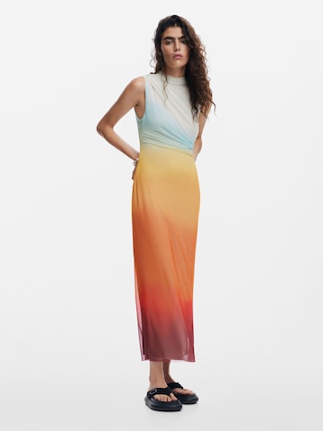 Abito di Desigual in arancione: frontale