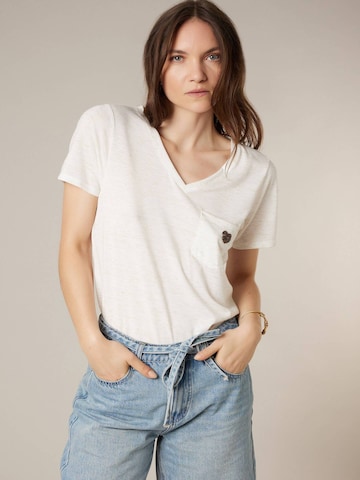 T-shirt 'Kellie' Deeluxe en blanc : devant