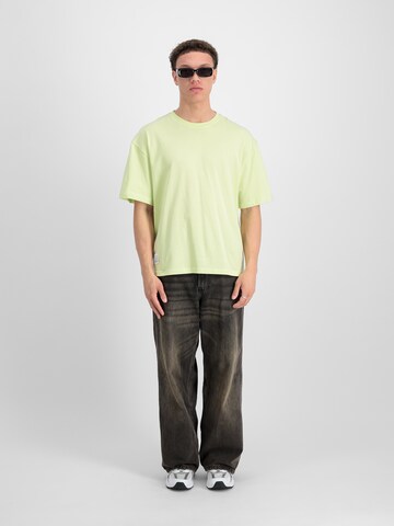 ALPHA INDUSTRIES Paita värissä keltainen
