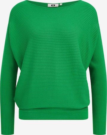 WE Fashion Sweater in Green: front