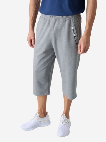 Pantaloni sportivi di Tommy Life in grigio: frontale