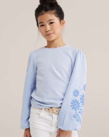 Bluză de la WE Fashion pe albastru: față