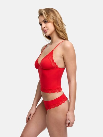 cfab Top 'Deep Neck Lace Top' in Rood