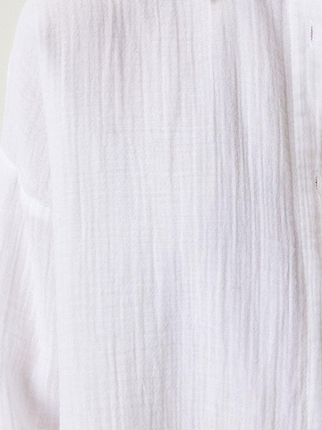 Happiness İstanbul - Camisa em branco