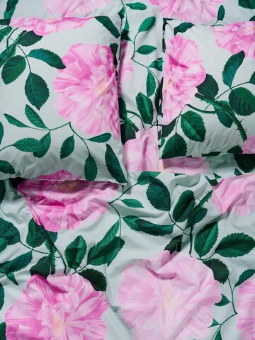 ESSENZA Bettwäsche 'Bloom with a view' in Grün