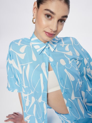 Monki Blouse in Blue