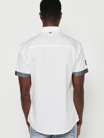 KOROSHI - Ajuste regular Camisa en blanco