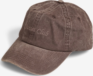 PIECES Cap 'PCKELLA' in Brown: front