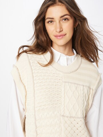 Free People Trui 'TAKE THE PLUNGE' in Beige