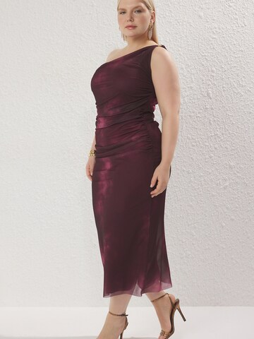 Trendyol Curve Φόρεμα σε κόκκινο