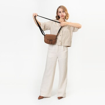 Farmhood Crossbody bag in Brown