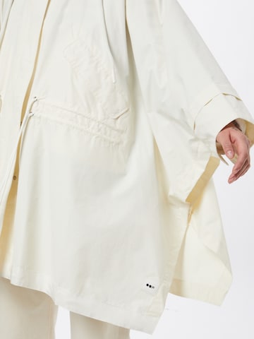 OOF WEAR Between-Season Jacket in White