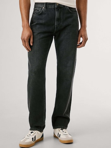 Pepe Jeans Regular Jeans 'Byron' in Schwarz: Vorderseite