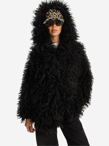 Cappotto invernale di Bianco Lucci in nero