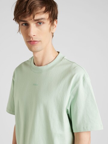 HUGO Bluser & t-shirts 'Dapolino' i grøn