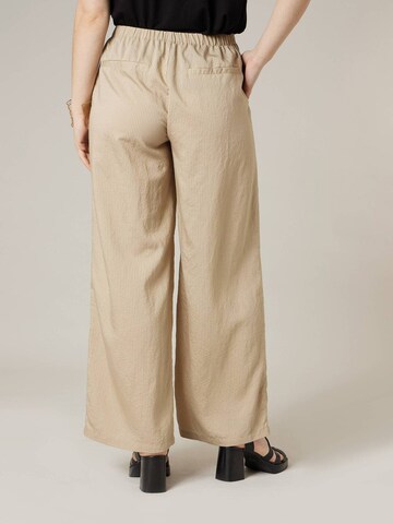 Deeluxe Loosefit Hose‌‌‌‌ in Beige
