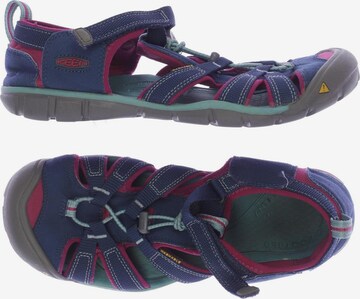 KEEN Sandalen 39 in Blau: predná strana