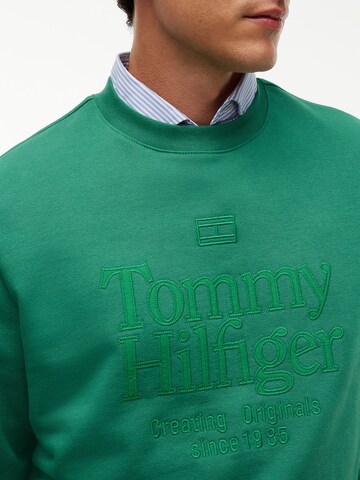 TOMMY HILFIGER Sweatshirt 'Terry' in Green