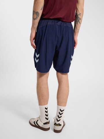 Hummel Regular Shorts in Blau