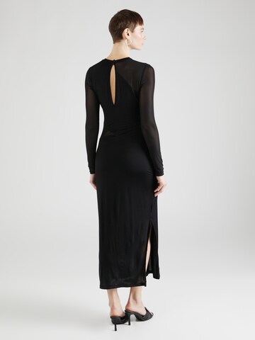 Robe BRUUNS BAZAAR en noir