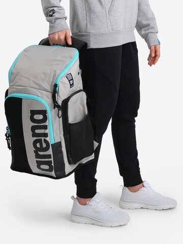 ARENA - Mochila deportiva 'SPIKY III' en gris
