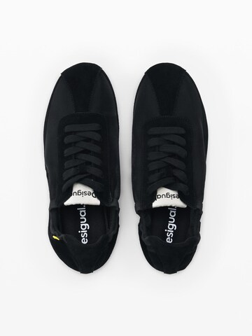 Desigual Matalavartiset tennarit värissä musta