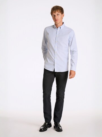 Coupe regular Chemise Lindbergh en bleu
