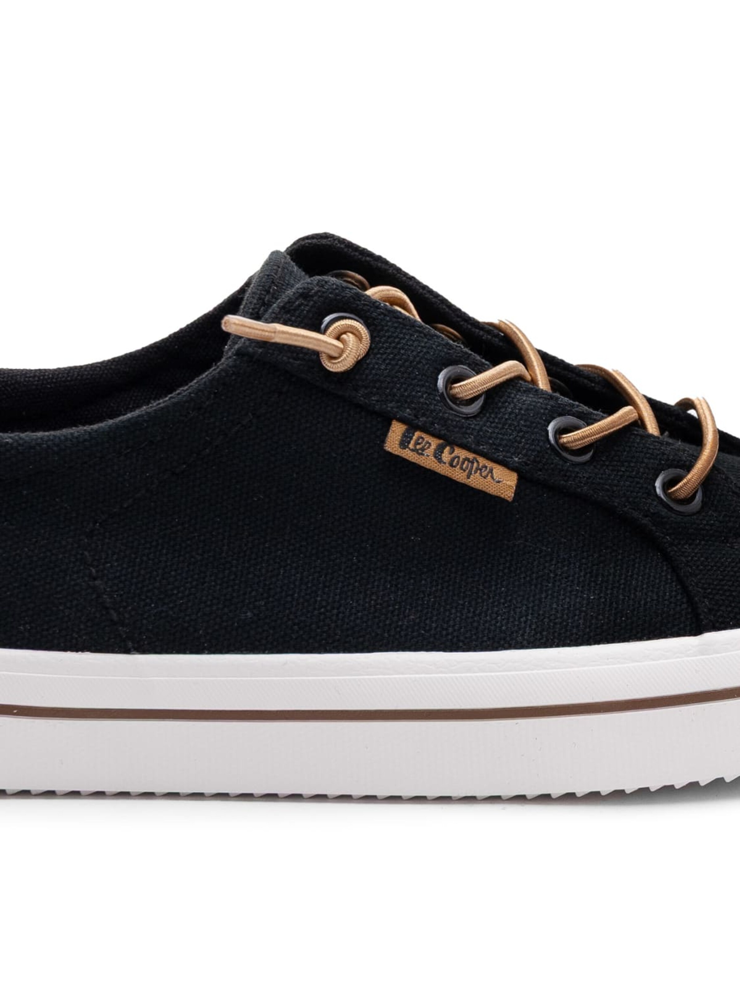 Lee Cooper Sneakers in Black