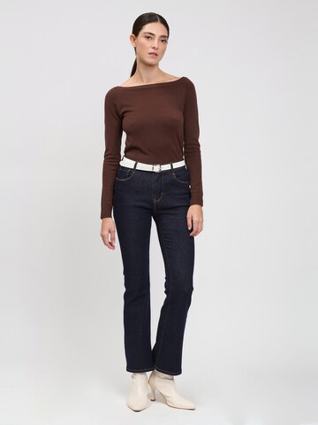 Influencer Sweater in Brown