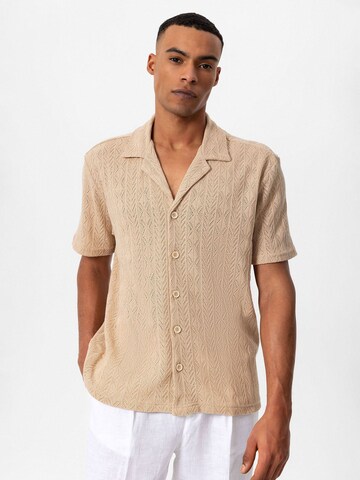 Antioch - Ajuste regular Camisa en beige