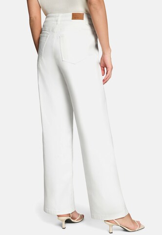 zero Regular Jeans in White