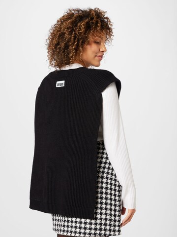 DRYKORN Sweter 'NIAM' w kolorze czarny