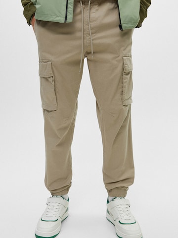 Pull&Bear Tapered Cargohose in Beige