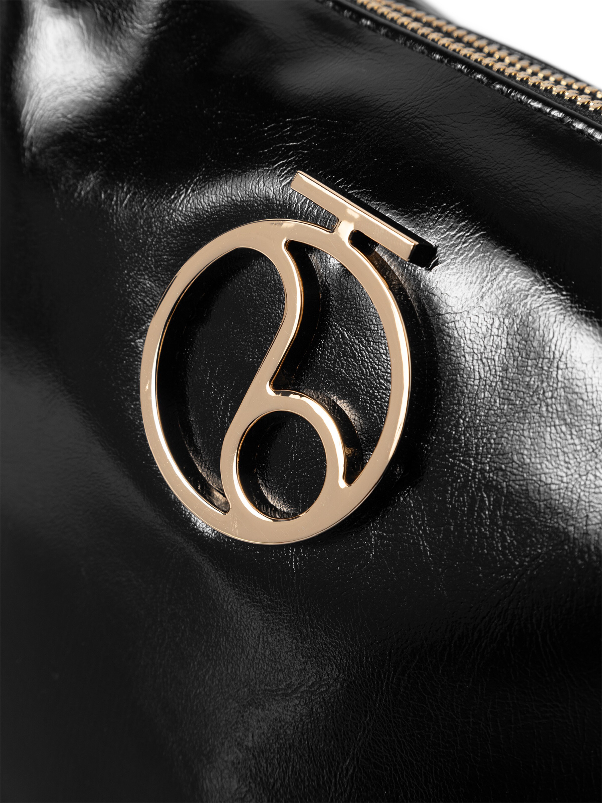 NOBO Schultertasche 'OCEANID' in Schwarz