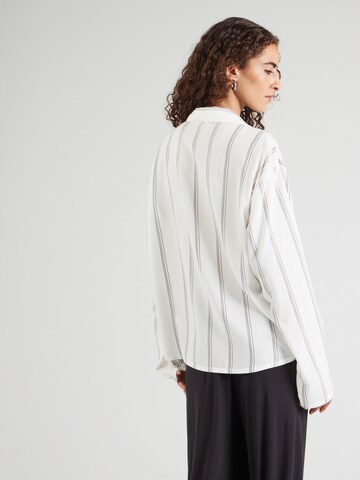 Chemise de nuit Tommy Hilfiger Underwear en blanc