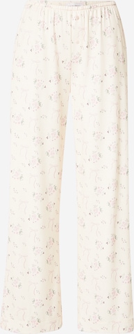 WILD LOVERSPidžama hlače 'CELESTE' - bijela boja: prednji dio