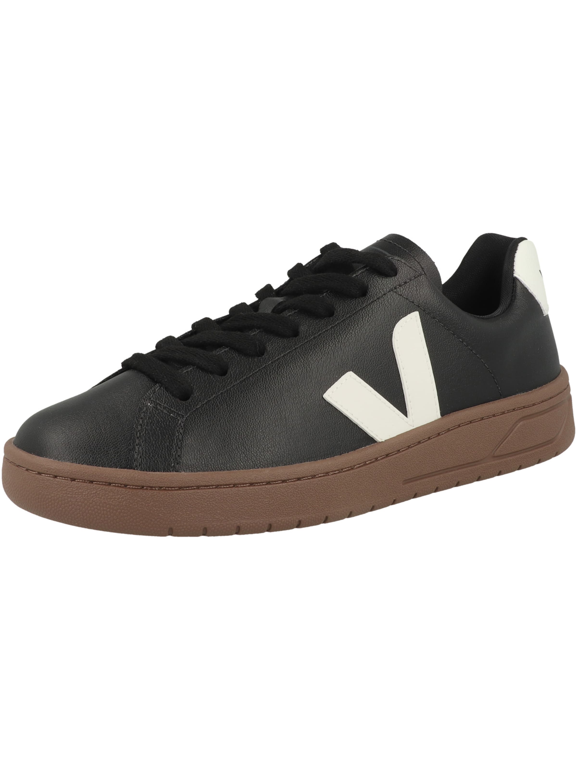 Sneaker bassa 'Urca CWL' di Veja in nero: frontale